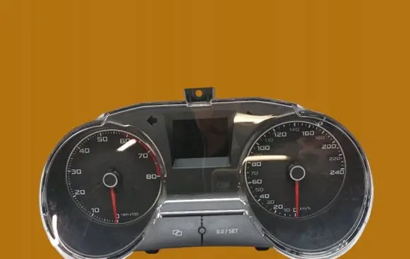 Speedometer (instrument cluster)