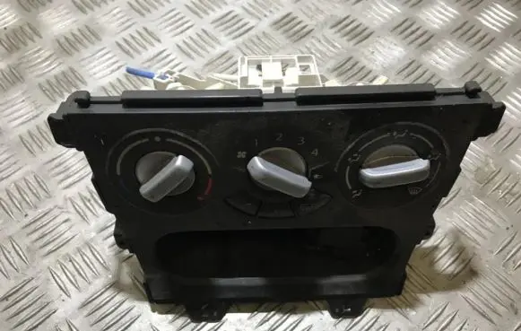 Opel Agila B Climate control unit