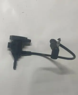 Dodge Challenger Engine mount vacuum valve 04891738AB 04584540AE