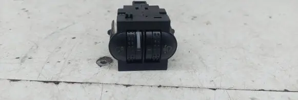 Volkswagen PASSAT B5 Headlight level height control switch 3B0941333C