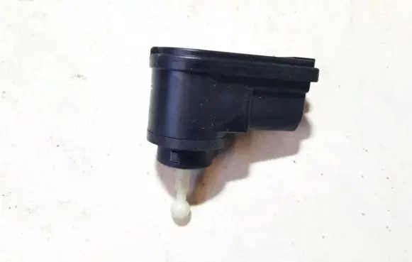 Headlight level adjustment motor