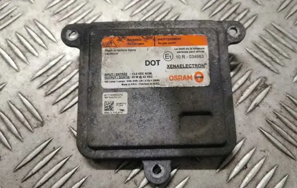 Jaguar XF X250 Headlight ballast module Xenon 10R034663