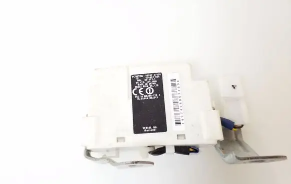 Toyota Prius (XW20) Door control unit/module 626467000