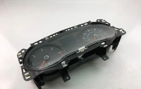 Volkswagen Polo V 6R Speedometer (instrument cluster) 5G0920950A
