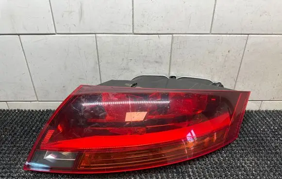 Rear/tail lights