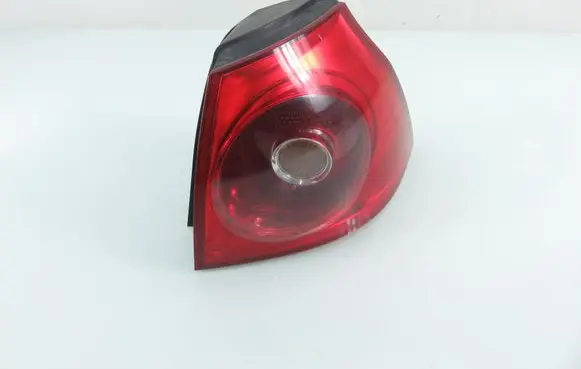 Volkswagen Golf V Rear/tail lights 1K6945096E