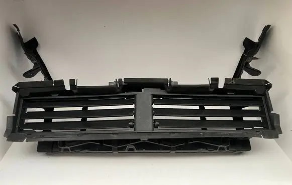 BMW X2 U10 Intercooler air guide/duct channel 5A32A80