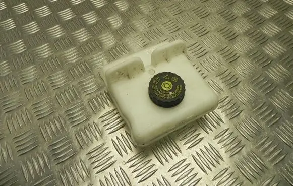 Renault Zoe Brake fluid reservoir 0204720866 VD12581