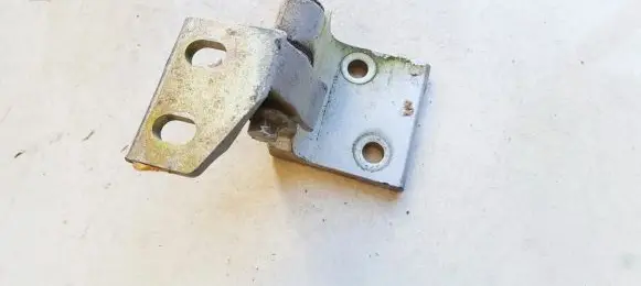 Citroen Berlingo Rear door lower hinge