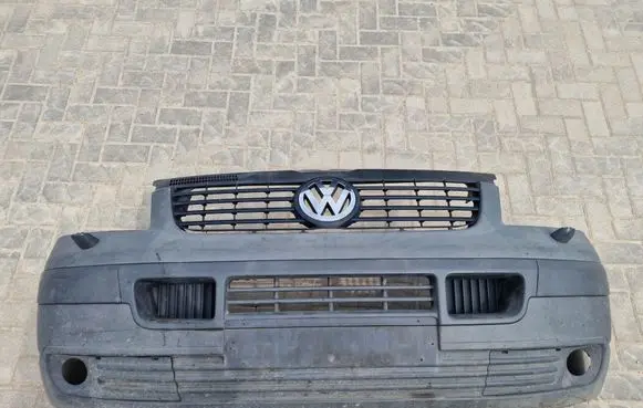 Volkswagen Transporter - Caravelle T5 Front bumper 7H0807101 7H0807101E