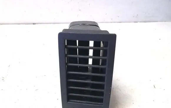 Volkswagen Multivan T5 Dashboard side air vent grill/cover trim 7H5815705A