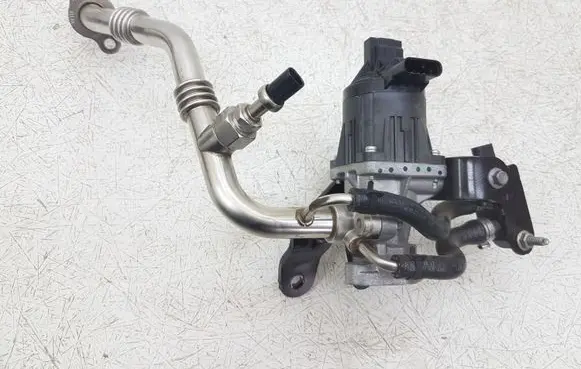 Ford Escape IV EGR valve K2GE9D475 K2GE9D475AA HBW5A