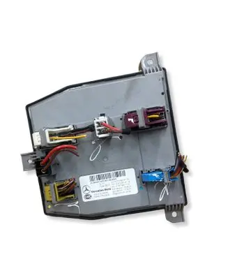 Mercedes-Benz E W213 SAM control unit A2139009119 A2139014103 A1679021701