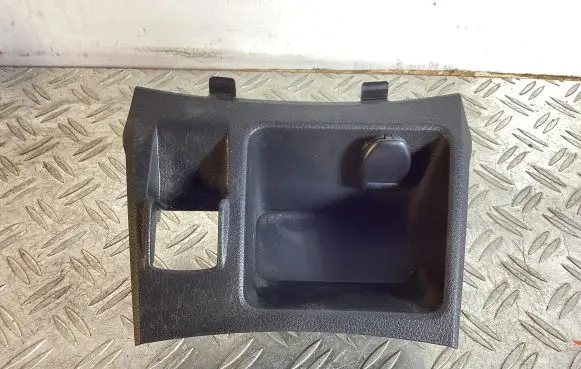 Nissan Qashqai Cigarette lighter front 969XC4EH0A