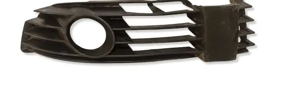Volkswagen PASSAT B6 Front bumper lower grill 380853666L