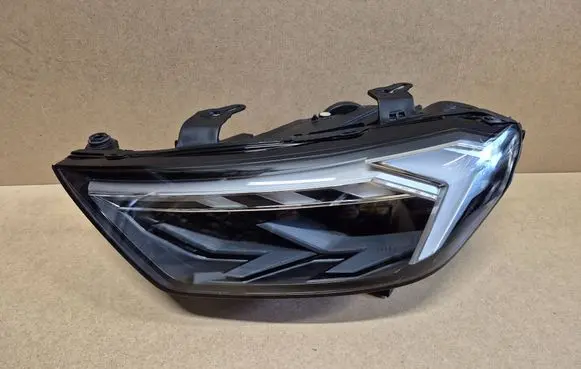 Audi A1 Headlight/headlamp 82A941033D