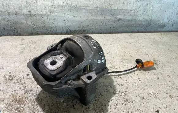 Audi A6 S6 C7 4G Engine mount bracket