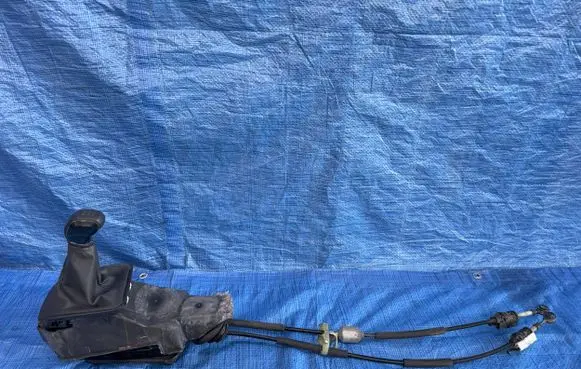 Citroen C3 Gear shifter/selector 9808161480