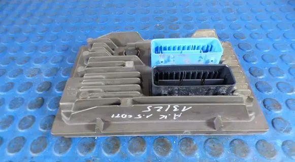 Opel Astra K Engine control unit/module ECU 554984619 55514984 55511872