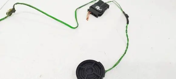 Audi A3 S3 8L Front door speaker 8L0035399