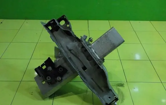 Citroen C4 II Front bumper PRZOD