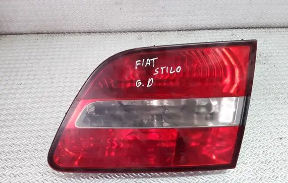 Fiat Stilo Tailgate rear/tail lights 51717942