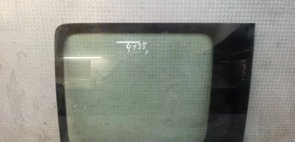 Volkswagen Caddy Sliding door window/glass