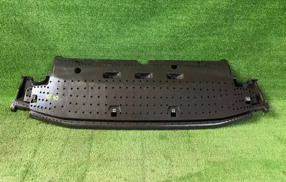 Suzuki Vitara (LY) Engine splash shield/under tray 7239154P0