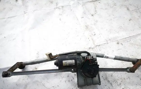 Volkswagen II LT Front wiper linkage and motor 3397020383