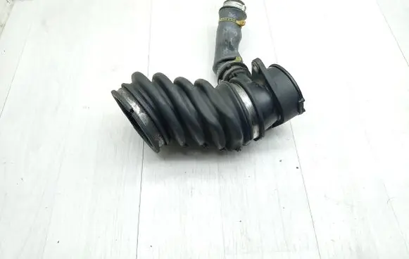 Volvo C30 Turbo air intake inlet pipe/hose 1059139s01 Av616c784ae