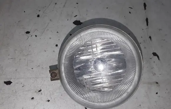 Chrysler Pacifica Front fog light E13102702B