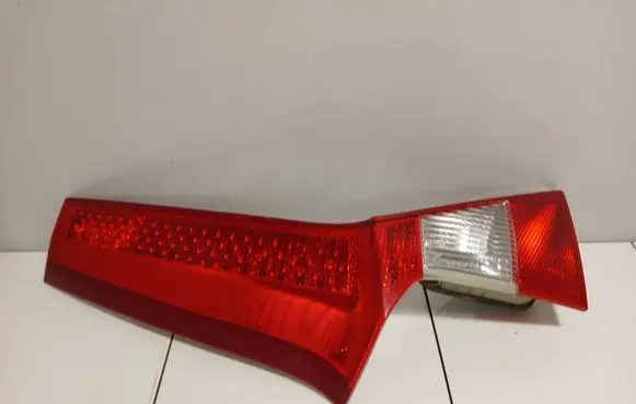 Volvo V70 Tailgate rear/tail lights 164391
