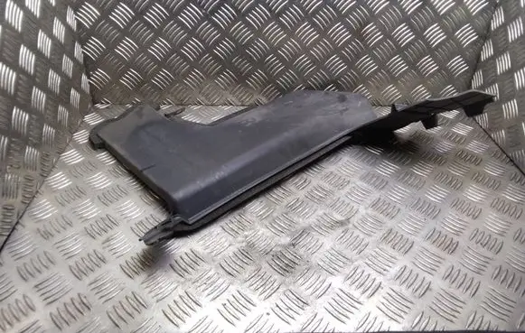 Radiator trim