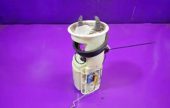Volkswagen PASSAT B5.5 In-tank fuel pump