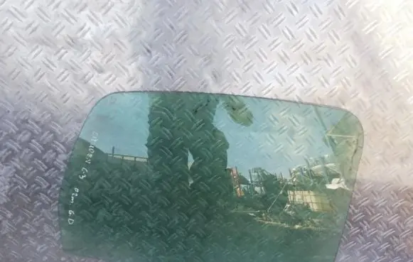 Citroen C3 Rear door window glass