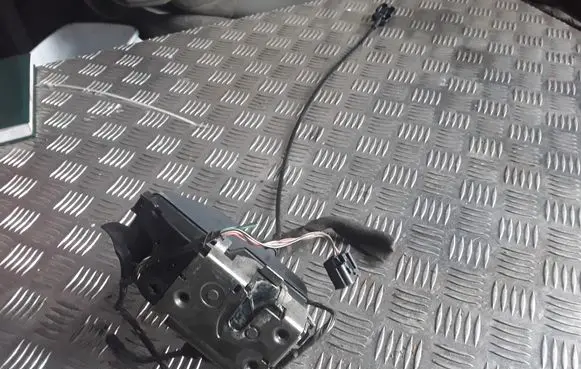 Renault Scenic II - Grand scenic II Front door lock 1212052022 119124