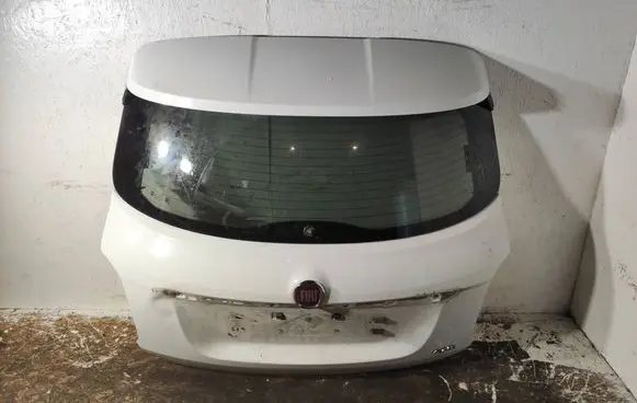 Fiat 500X Tailgate/trunk/boot lid