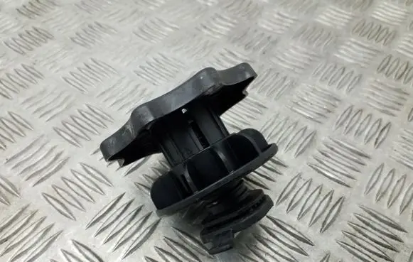 Audi A4 S4 B8 8K Spare wheel bolt 8K0803899