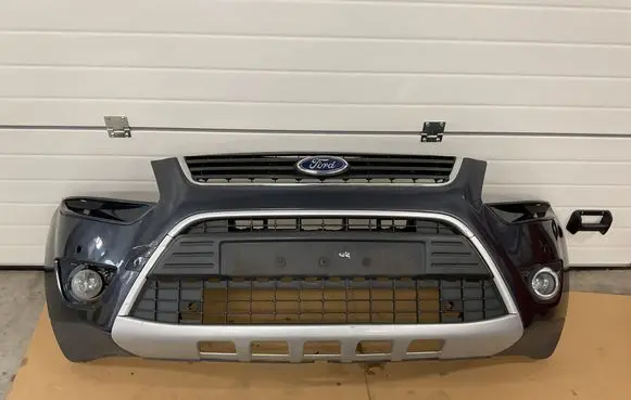 Ford Kuga I Front bumper