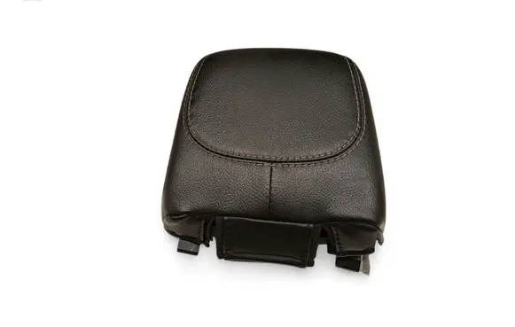 Chrysler Pacifica Rear seat headrest 