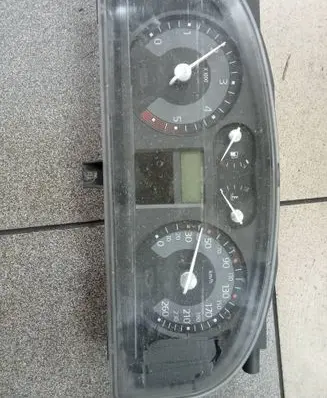 Renault Laguna II Speedometer (instrument cluster) 8200291330 8200281330