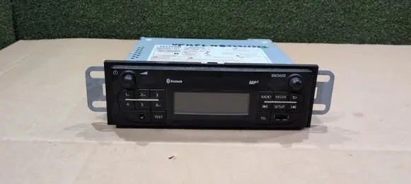 Renault Trafic III (X82) Radio/CD/DVD/GPS head unit 281157478R 93457539