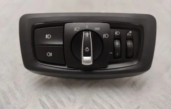 BMW 2 F46 Light switch 9390204