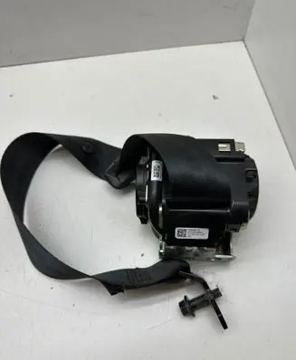Volvo S90, V90 Rear seatbelt 39836042 P39836042