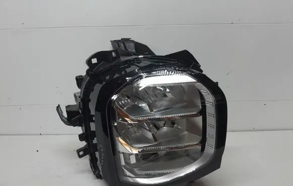 Mitsubishi Outlander IV Headlight/headlamp