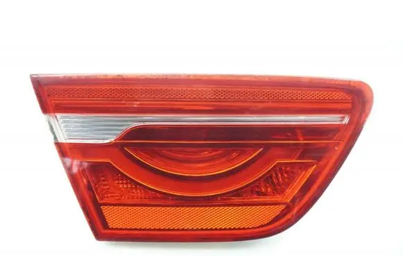 Jaguar XE Rear/tail lights