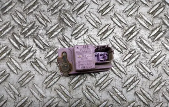 Toyota Avensis T250 Light washer relay 