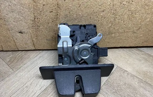 Land Rover Range Rover L405 Tailgate/trunk/boot lock/catch/latch 939434105 442A66AD