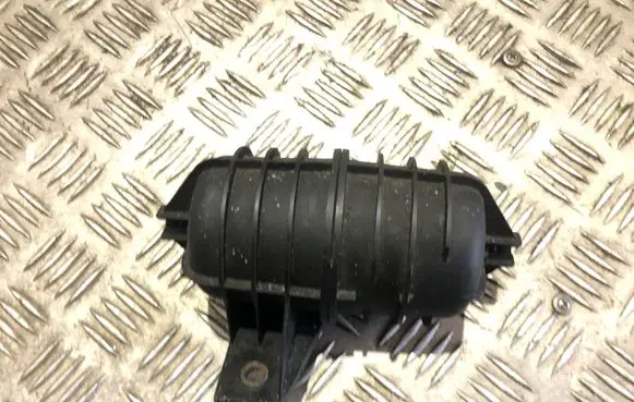 BMW X5 E53 Vacuum air tank 2247620
