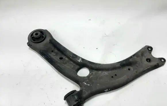 Skoda Superb B8 (3V) Front lower control arm/wishbone